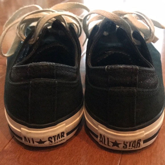 Layered Converse - Picture 4 of 5